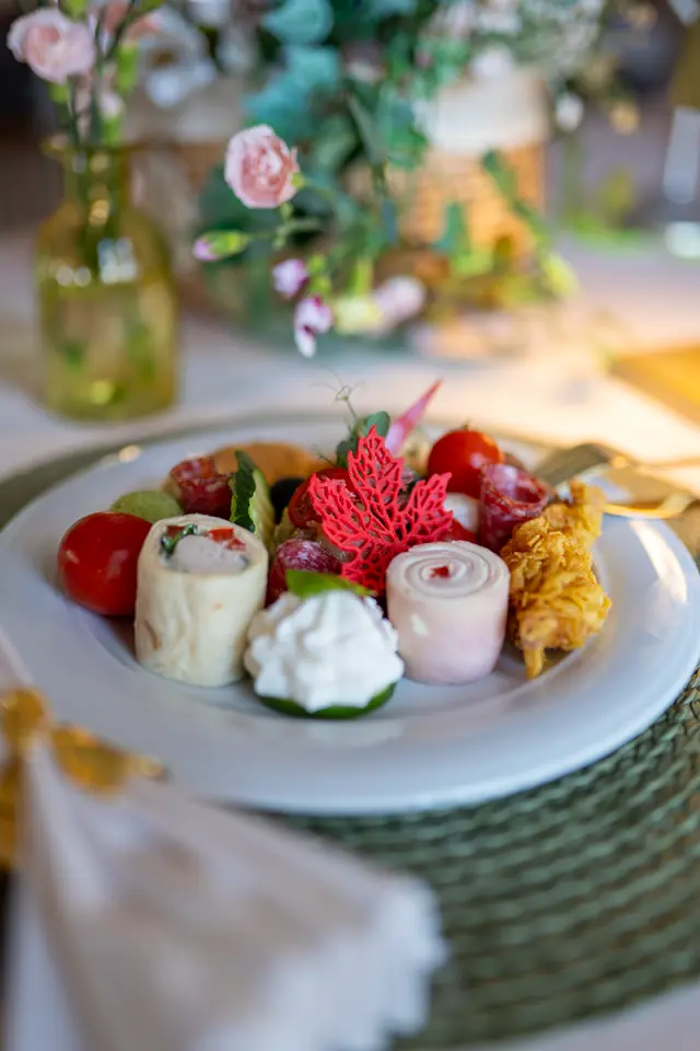 Close-up food photography of an elegant fine dining plate in Sibiu, carefully styled to highlight textures, color, and plating techniques.