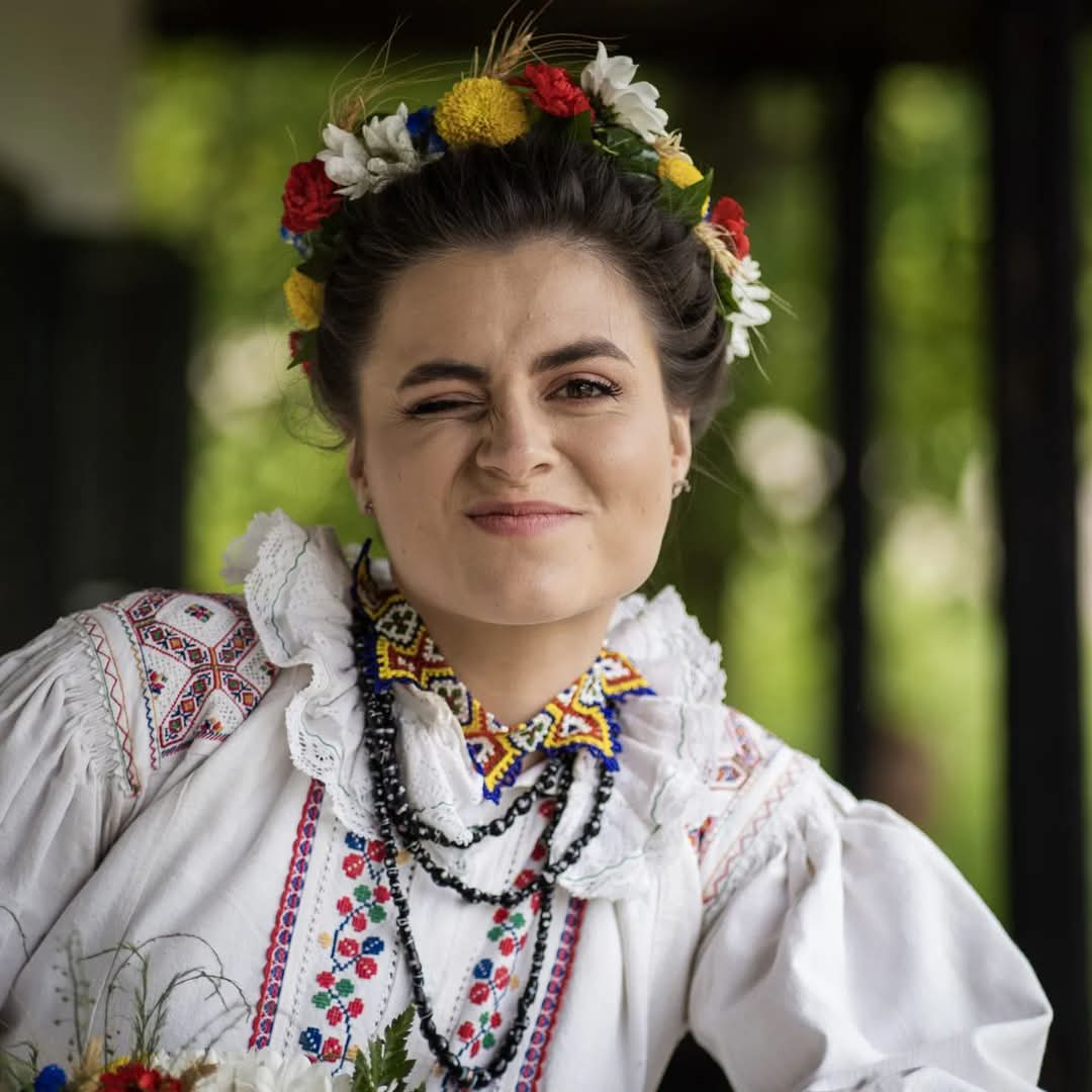 Rustic girl portrait in countryside, Cluj-Napoca