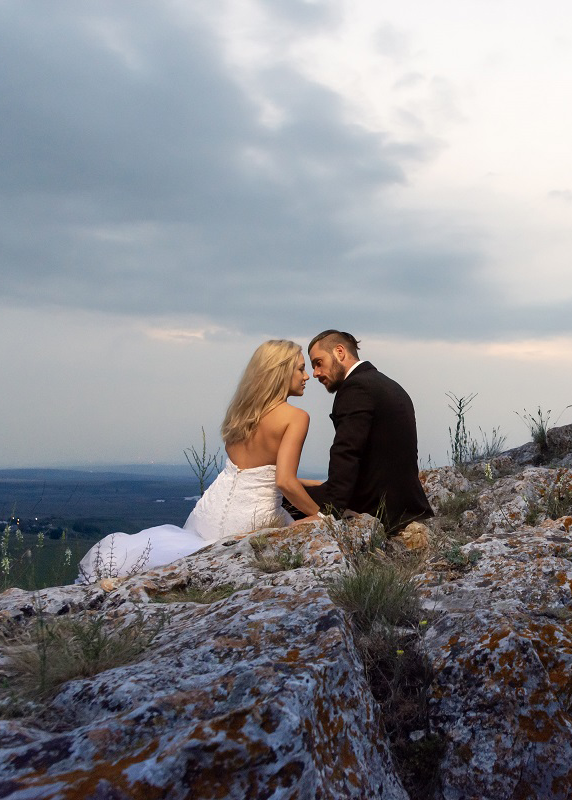 Bride and groom during a religious ceremony, Cluj-Napoca